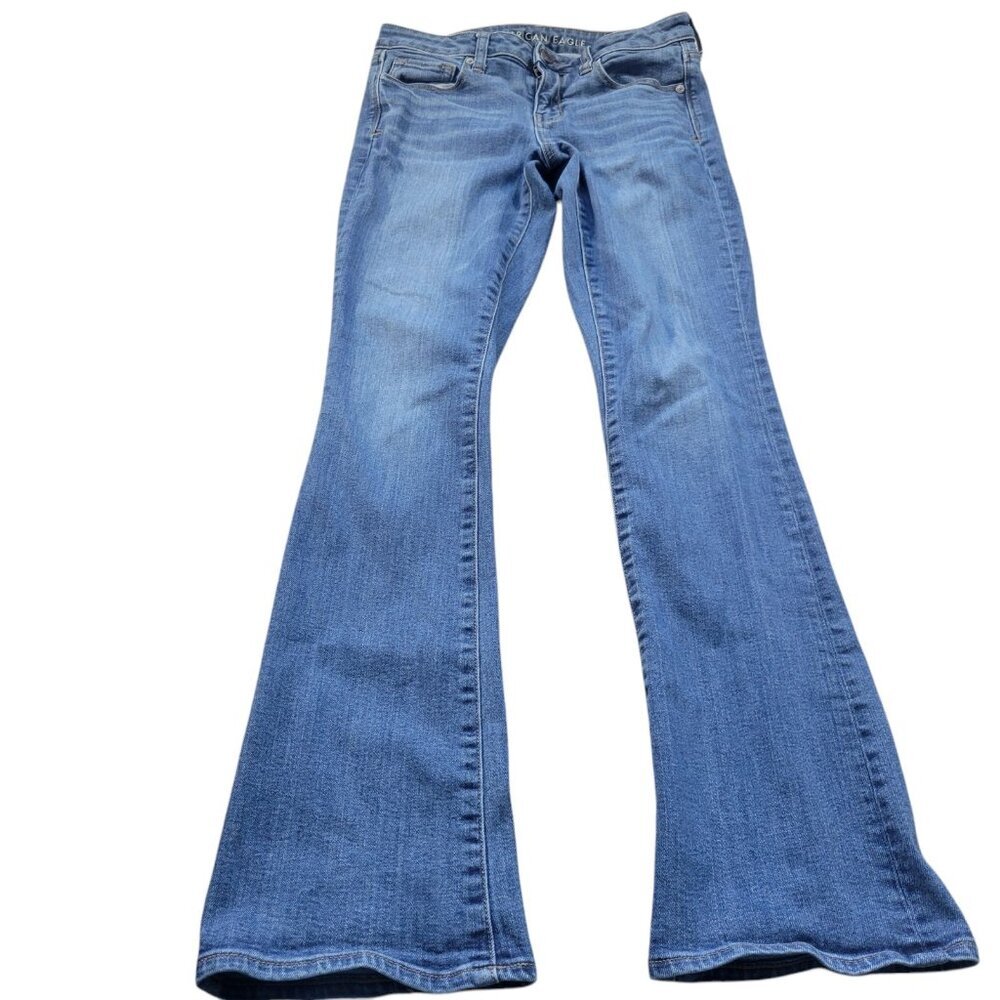 American Eagle Outfitters Women’s Bootcut Jeans in Medium Blue